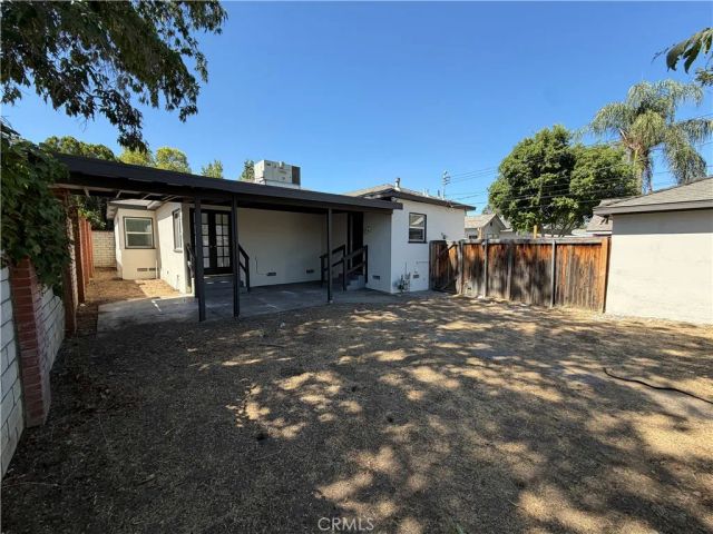 917 Campus Avenue, Redlands, CA 92374