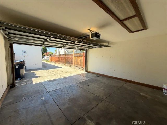 917 Campus Avenue, Redlands, CA 92374