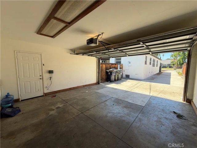 917 Campus Avenue, Redlands, CA 92374