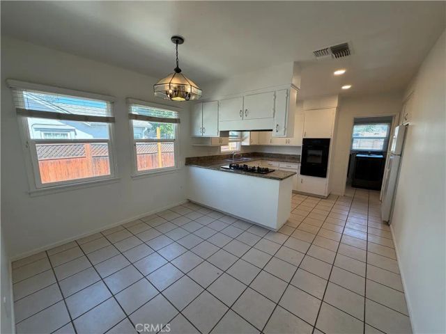 917 Campus Avenue, Redlands, CA 92374