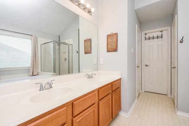 7043 Madison Trail, Houston, TX 77084