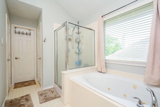 7043 Madison Trail, Houston, TX 77084