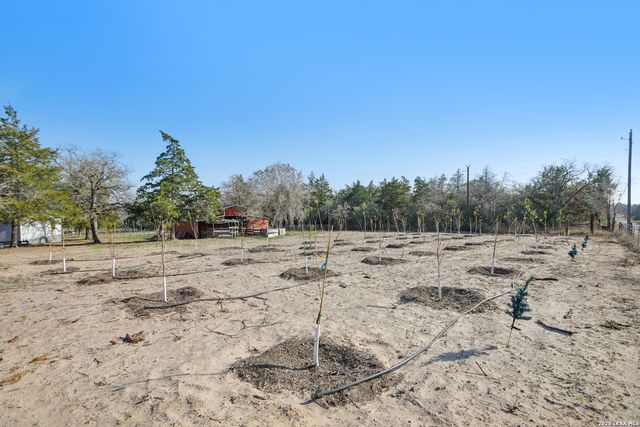 6975 Silvermine Rd, Harwood, TX 78632