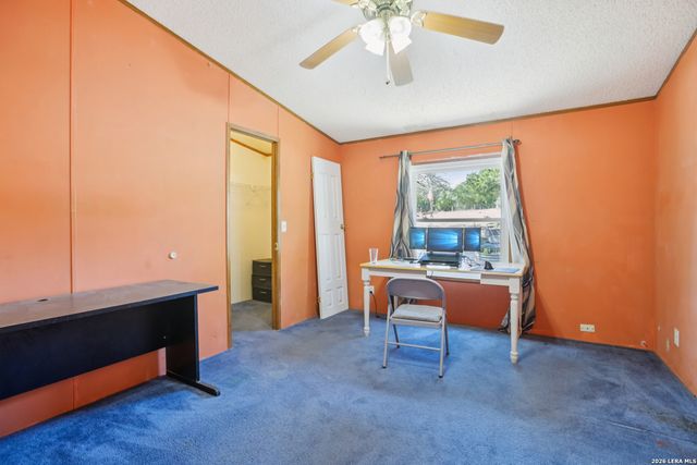 6975 Silvermine Rd, Harwood, TX 78632