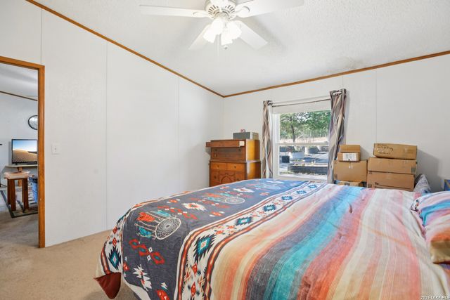 6975 Silvermine Rd, Harwood, TX 78632