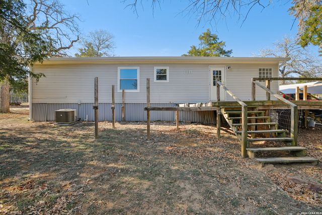 6975 Silvermine Rd, Harwood, TX 78632