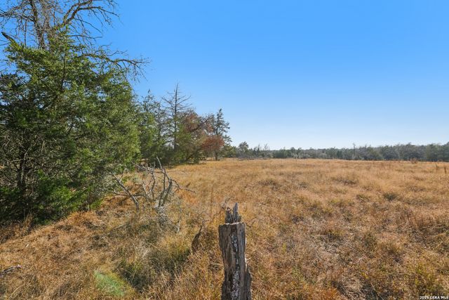 6975 Silvermine Rd, Harwood, TX 78632