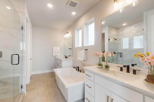 2208 Fairwater Mews, Rowlett, TX 75088