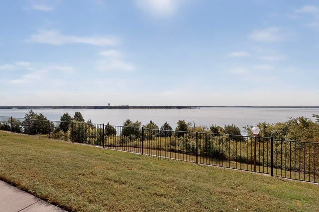 2208 Fairwater Mews, Rowlett, TX 75088