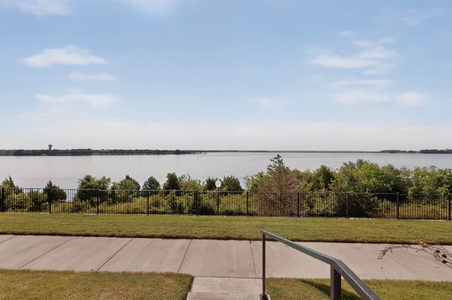 2208 Fairwater Mews, Rowlett, TX 75088