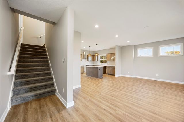 335 Forest Avenue 22, Des Moines, IA 50314