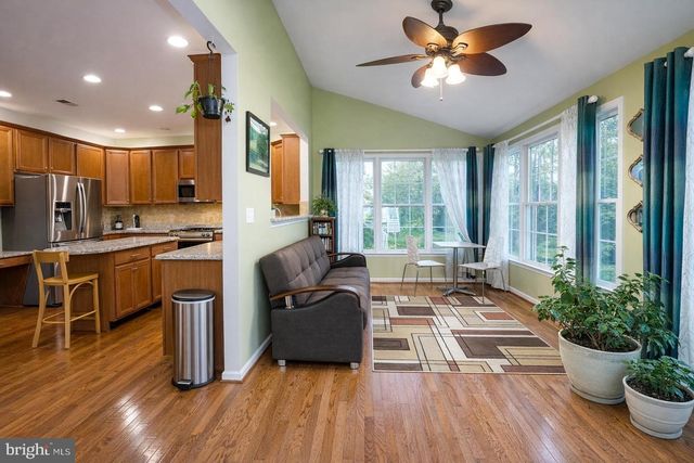 25957 DONOVAN DR, Chantilly, VA 20152