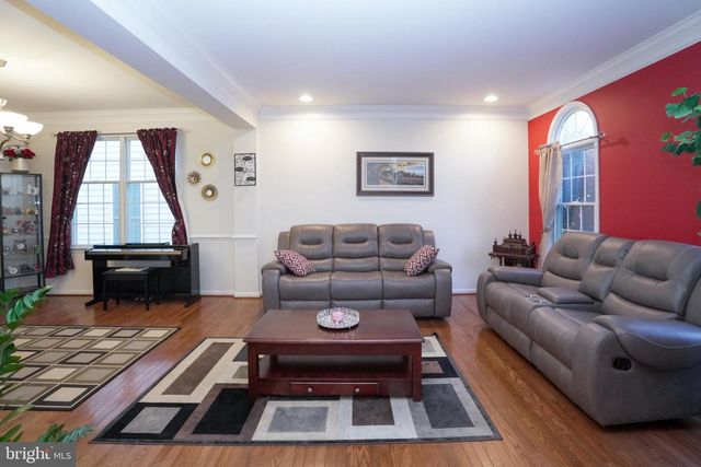 25957 DONOVAN DR, Chantilly, VA 20152