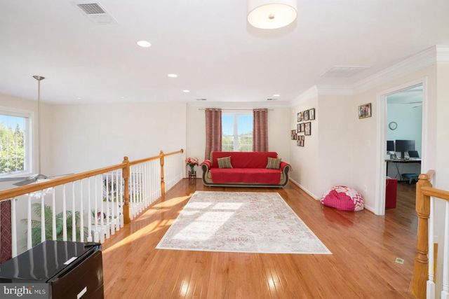 25957 DONOVAN DR, Chantilly, VA 20152