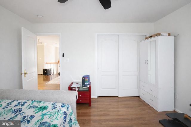 25957 DONOVAN DR, Chantilly, VA 20152