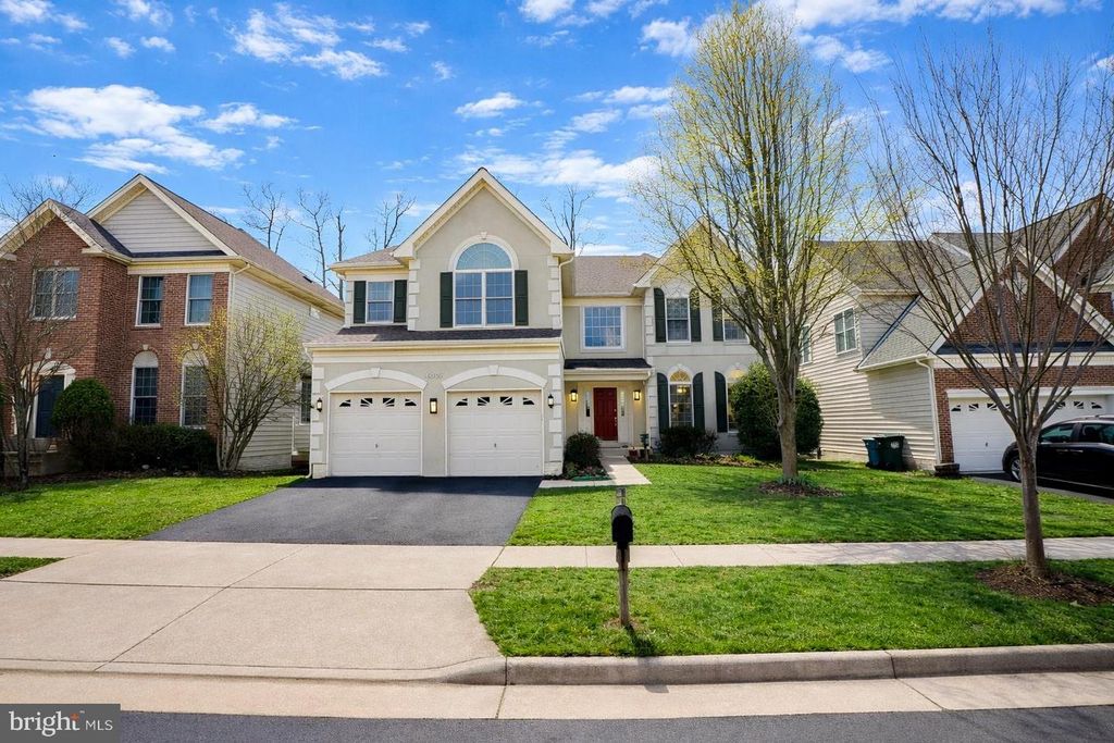 25957 DONOVAN DR, Chantilly, VA 20152