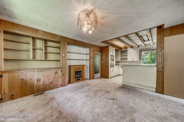 6864 E Sunnyside Rd, Coeur D'alene, ID 83814