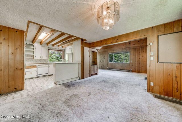 6864 E Sunnyside Rd, Coeur D'alene, ID 83814