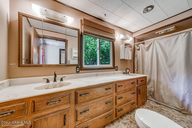 6864 E Sunnyside Rd, Coeur D'alene, ID 83814