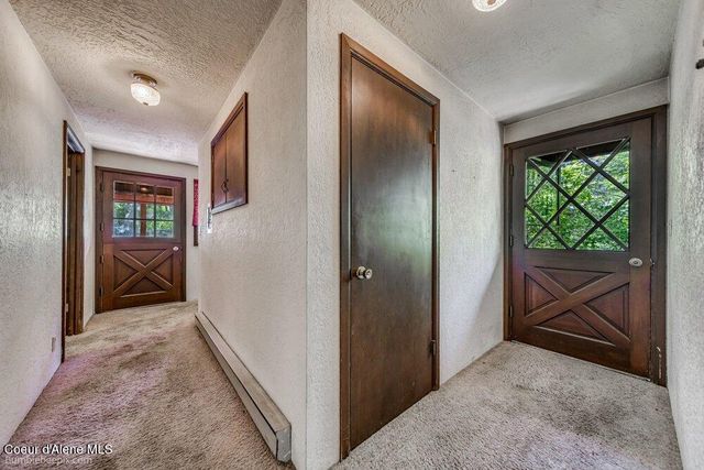 6864 E Sunnyside Rd, Coeur D'alene, ID 83814