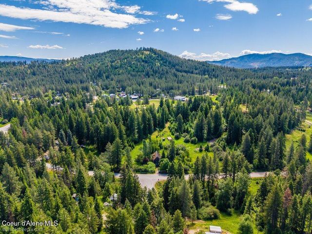 6864 E Sunnyside Rd, Coeur D'alene, ID 83814