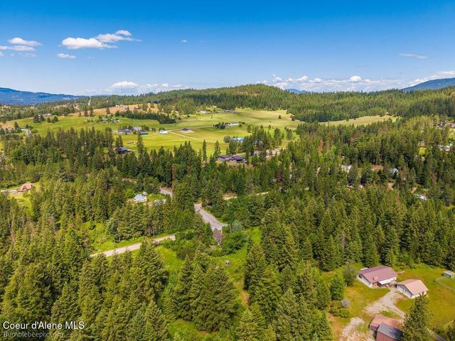 6864 E Sunnyside Rd, Coeur D'alene, ID 83814