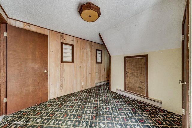 6864 E Sunnyside Rd, Coeur D'alene, ID 83814