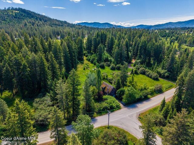 6864 E Sunnyside Rd, Coeur D'alene, ID 83814