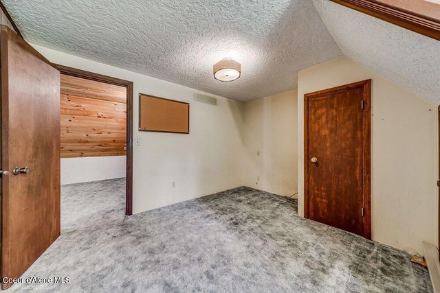 6864 E Sunnyside Rd, Coeur D'alene, ID 83814