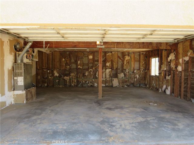 9121 4th Street, Phelan, CA 92371