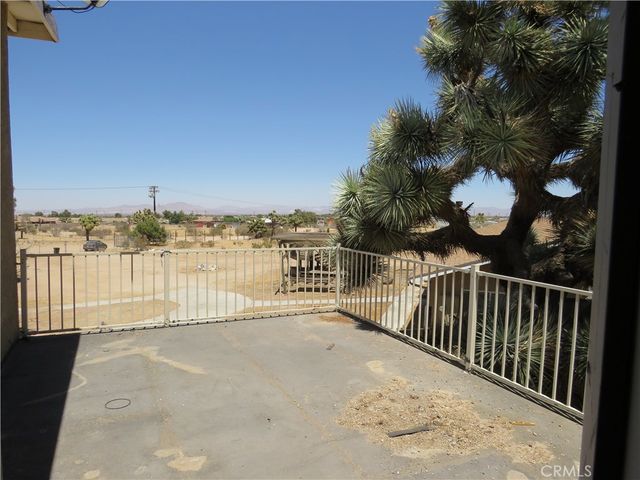 9121 4th Street, Phelan, CA 92371