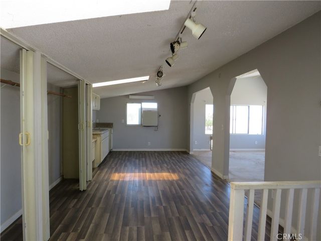 9121 4th Street, Phelan, CA 92371