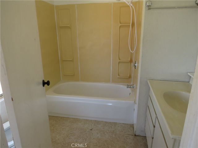 9121 4th Street, Phelan, CA 92371