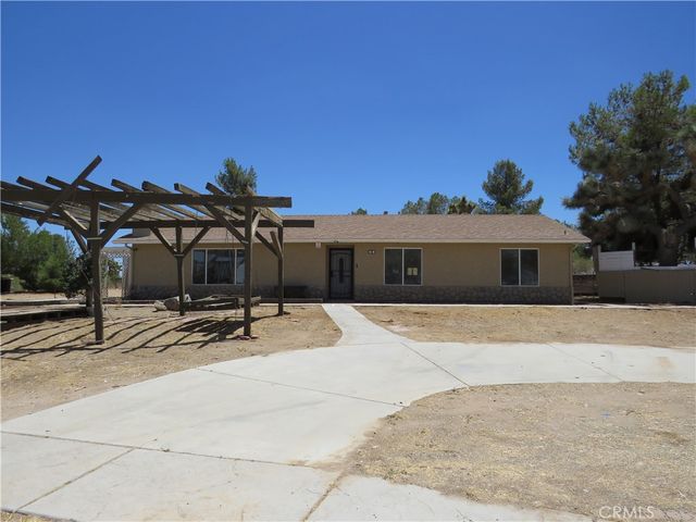 9121 4th Street, Phelan, CA 92371