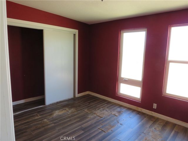 9121 4th Street, Phelan, CA 92371