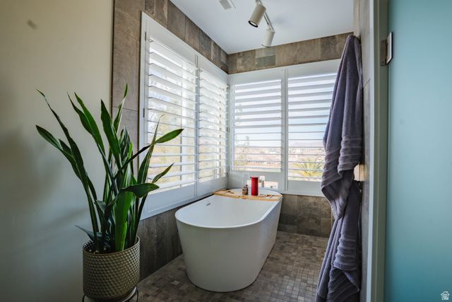 2176 S SOUTHGATE HILLS DR, St. George, UT 84770