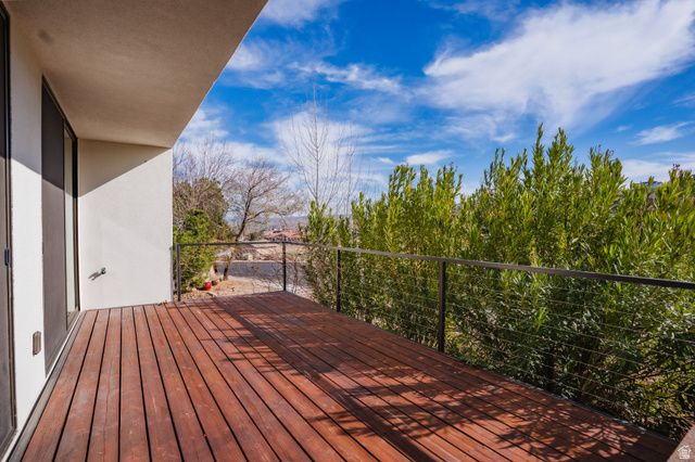 2176 S SOUTHGATE HILLS DR, St. George, UT 84770