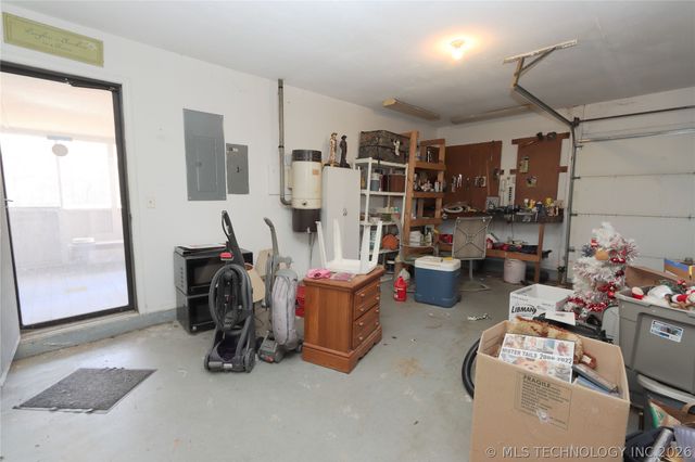 7595 E 19th Street S, Muskogee, OK 74403