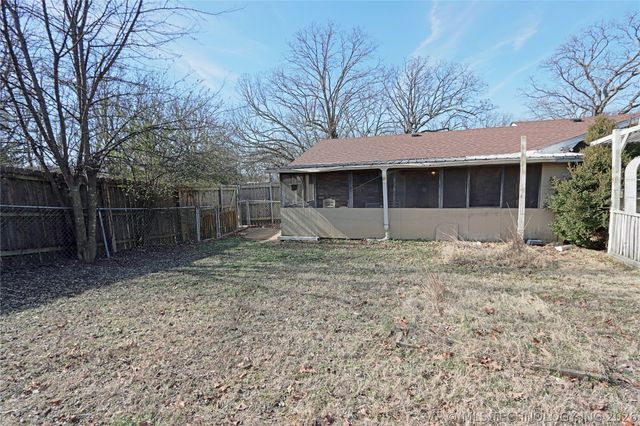 7595 E 19th Street S, Muskogee, OK 74403