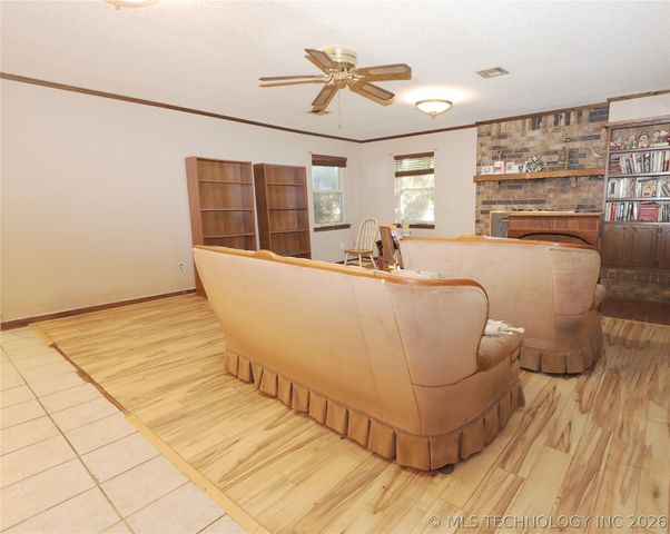 7595 E 19th Street S, Muskogee, OK 74403