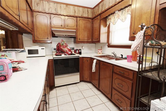 7595 E 19th Street S, Muskogee, OK 74403