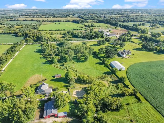 19303 Mcguire Road, Harvard, IL 60033