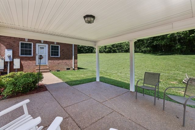 2219 Mack Benderman Rd, Culleoka, TN 38451