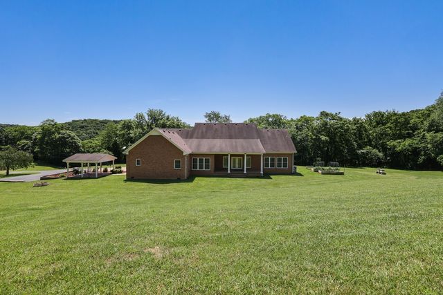 2219 Mack Benderman Rd, Culleoka, TN 38451