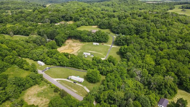 2219 Mack Benderman Rd, Culleoka, TN 38451