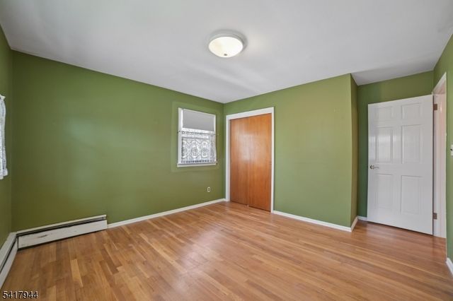 67 Sun Valley Way, Morris Plains Boro, NJ 07950