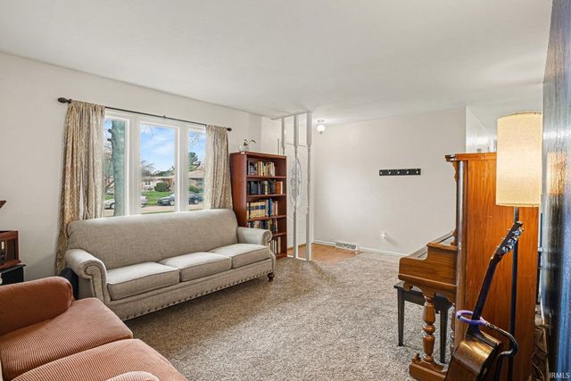 59176 Malibar Court Court, Elkhart, IN 46517