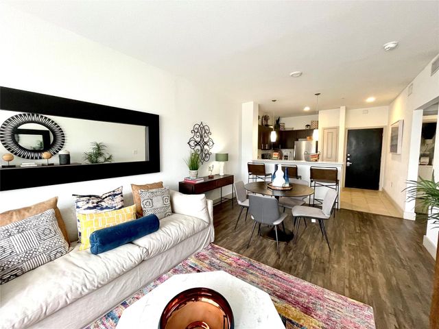 2222 Smith Street 430, Houston, TX 77002