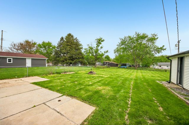 1906 Edison Street, Schererville, IN 46375