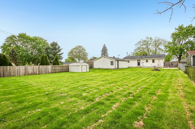 1906 Edison Street, Schererville, IN 46375